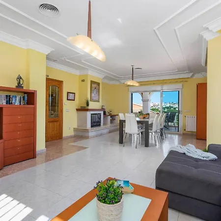 Moll - Plusholidays Villa