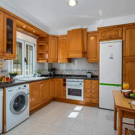 Vila Moll - Plusholidays