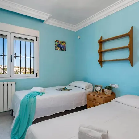 Villa Moll - Plusholidays *